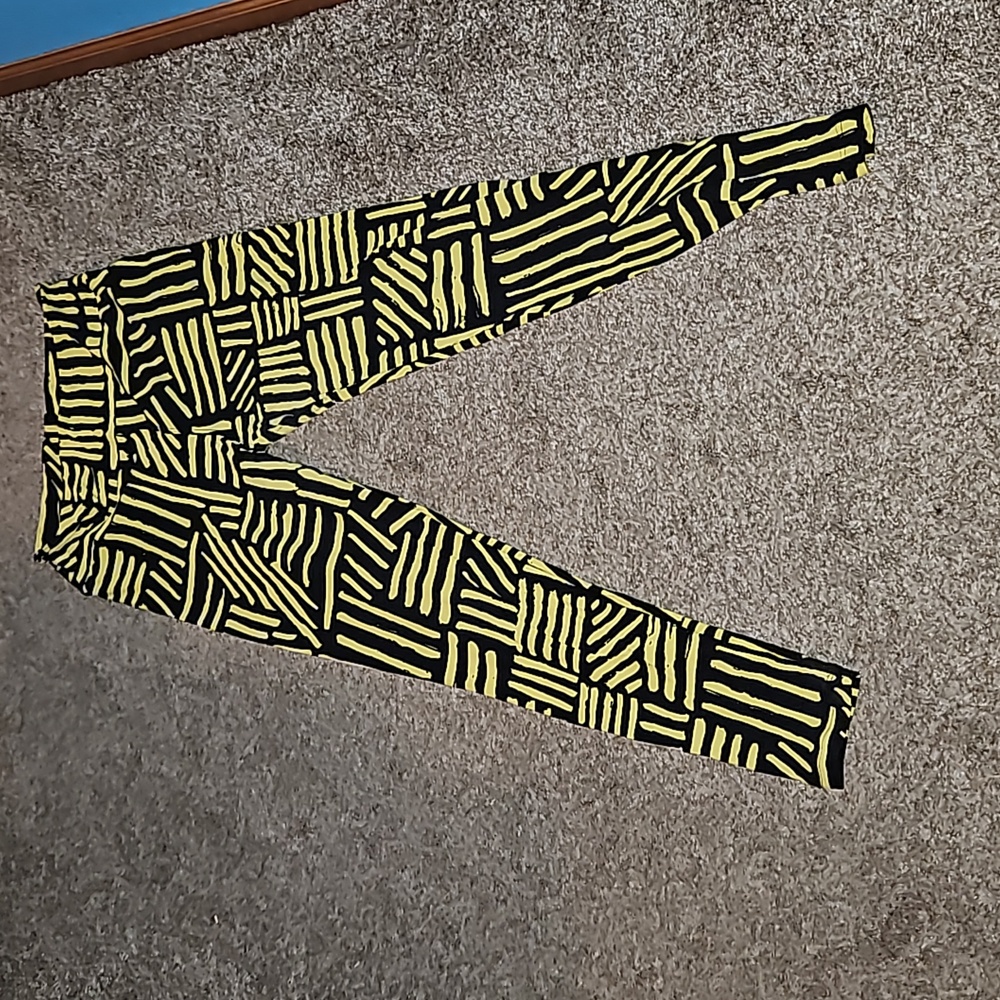 LuLaRoe leggings